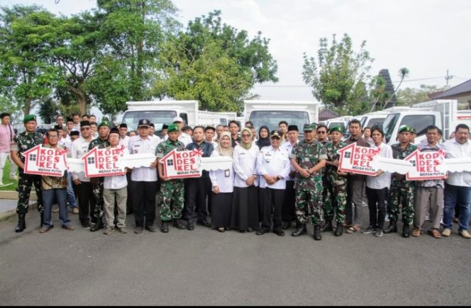 
					Penyerahan Simbolis dan Pelepasan Kendaraan Truk KDKMP di Wilayah Blitar Raya